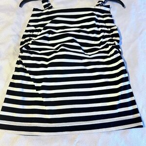 Chic Striped Sleeveless Top